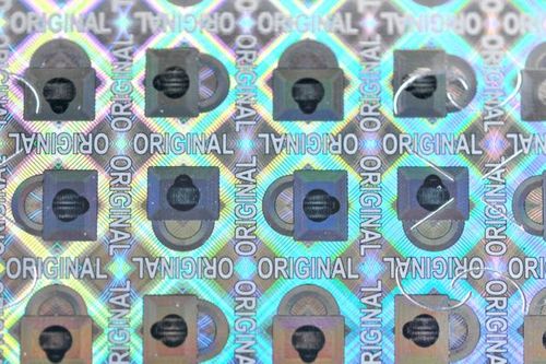 China Kundenspezifische Gold Heißpräge Hologramm Etiketten Hersteller